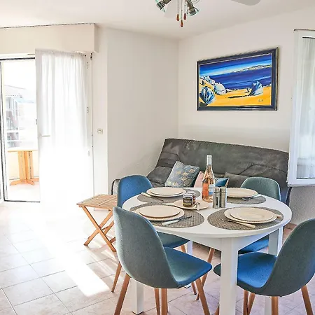 Les Rives Latines-3 By Interhome