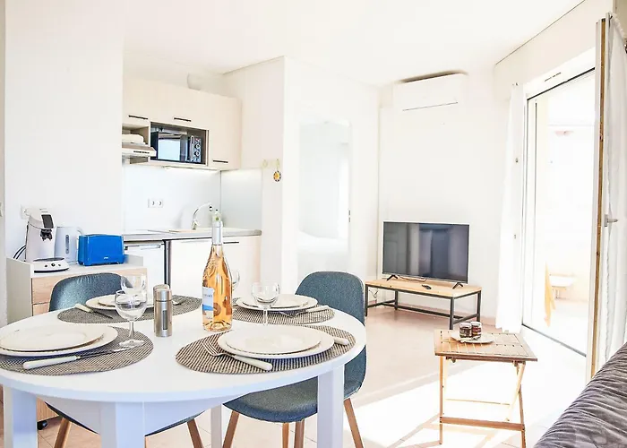Les Rives Latines-3 By Interhome 公寓