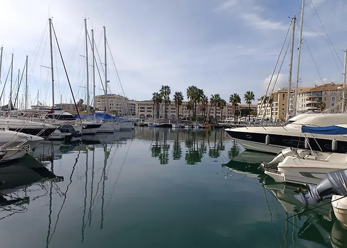 Les Rives Latines-3 By Interhome Fréjus